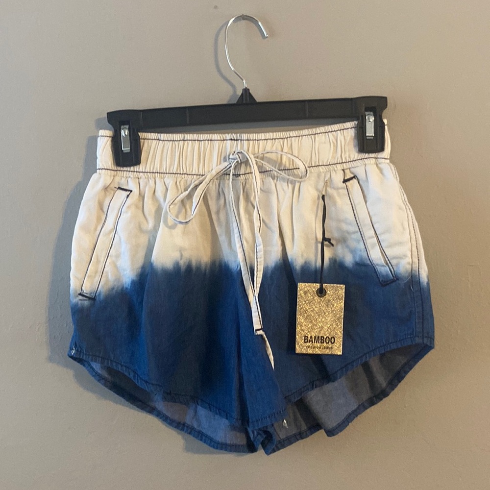 Drawstring shorts two tone